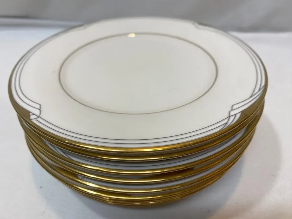 Noritake Golden Cover Dessert/Salad Plates 6.5